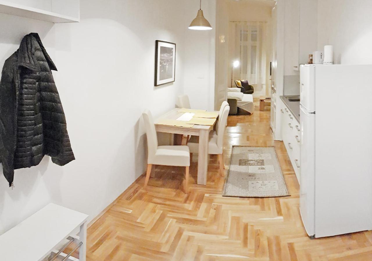 Апартаменти Luxury New Cozy Flat At Dob Street Nearby Gozsdu Court Будапешт Екстер'єр фото