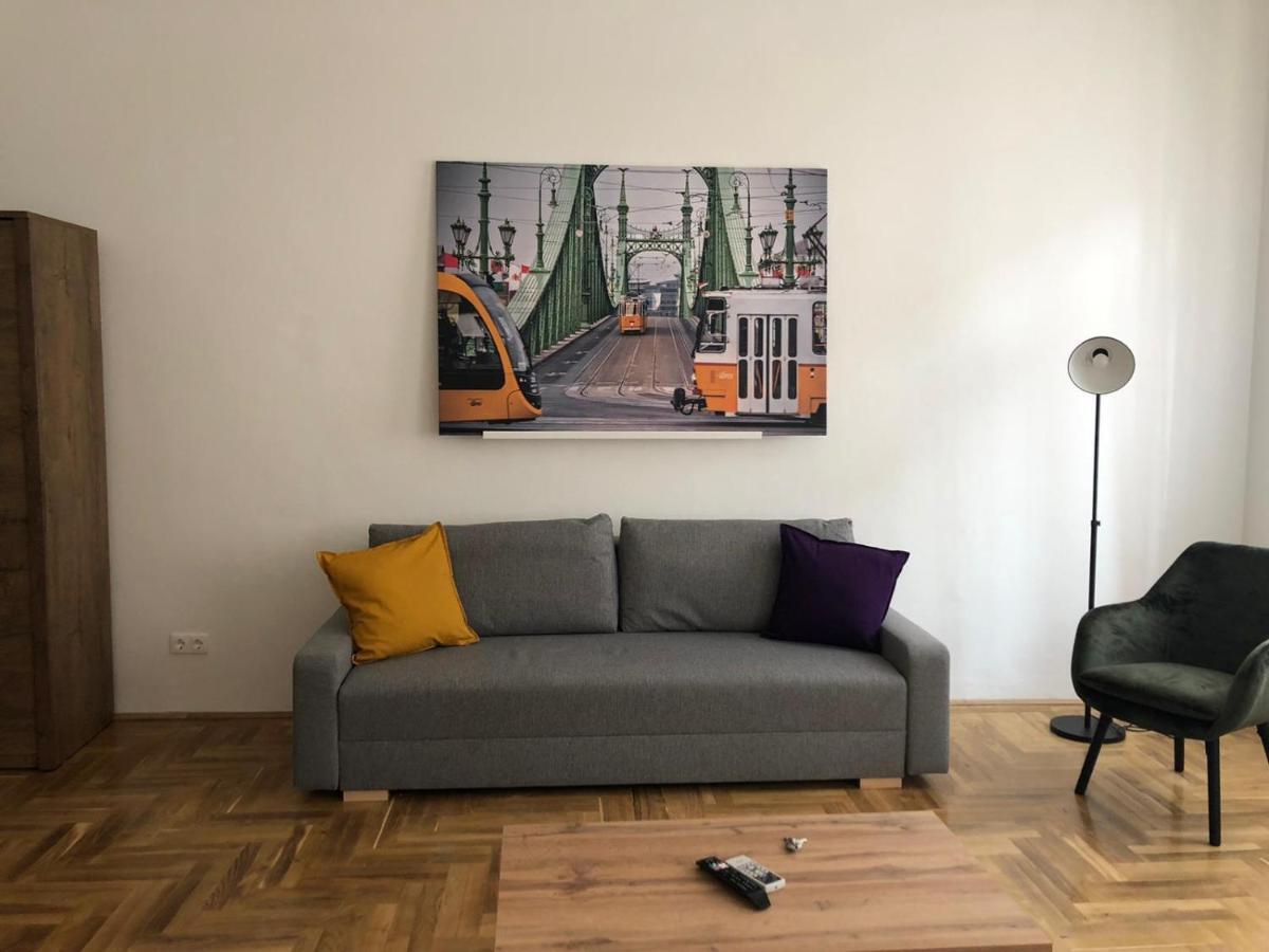 Апартаменти Luxury New Cozy Flat At Dob Street Nearby Gozsdu Court Будапешт Екстер'єр фото